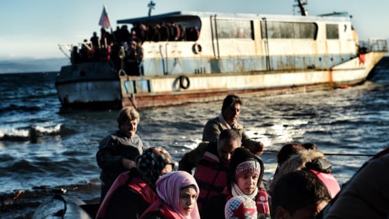 Migrantes en las costas griegas. Foto: AFP