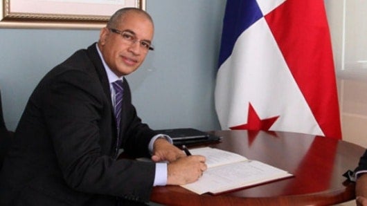 El embajador Miguel Mejía.