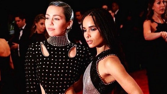 No es la primera vez que Cyrus se ve involucrada en escándalos en el mundo del espectáculo.