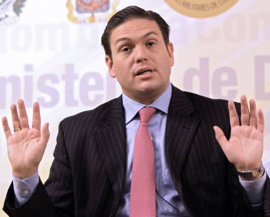 El Ministro pidió respeto por la soberanía nacional. Fotos: AFP