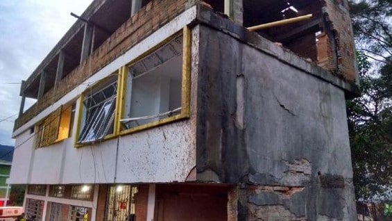 La Estación y varias viviendas aledañas resultaron afectadas. Foto: Twitter