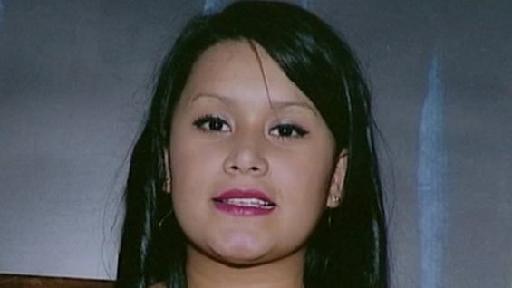 La mujer fue hallada sin vida en uno de los baños de una de las celdas.