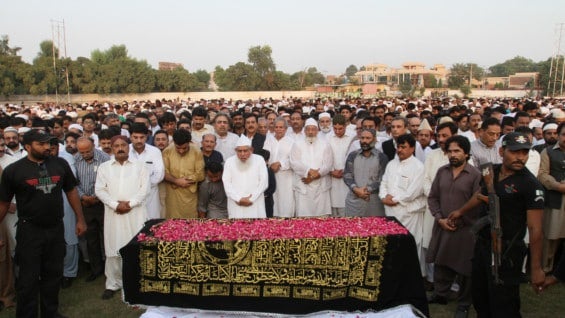 Funeral de palestino muerto en la estampida. Foto: AFP