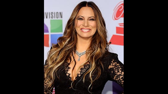 Myriam Hernández, más conocida como la "reina del pop romántico", logró encabezar la lista Billboard en 1989. Foto: AFP