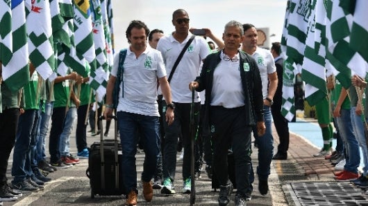 En el acto estuvieron presentes el alcalde de Chapecó, Luciano Buligon y su homólogo de Medellín, Federico Gutiérrez. Foto: AFP