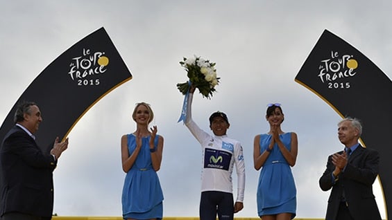 Nairo Quintana terminó con el maillot blanco de mejor joven del Tour de Francia. Foto: AFP.