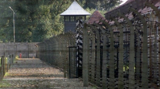 Cuarteles donde los deportados fueron detenidos en el campo de concentración y muerte de Auschwitz establecido por los nazis en abril de 1940. Foto: AFP.