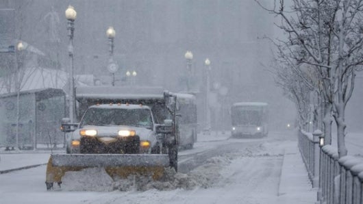 Los meteorólogos esperan que las precipitaciones dejen en las calles de la Gran Manzana entre 15 y 30 centímetros de nieve. Foto: EFE.