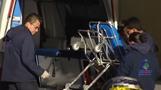 La madre continúa en un centro médico debido a las heridas que sufrió al intentar escapar.