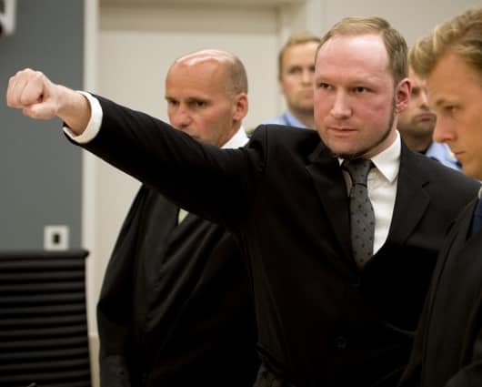 Anders Breivik dejó un coche bomba en el complejo gubernamental de Oslo. Foto: AFP