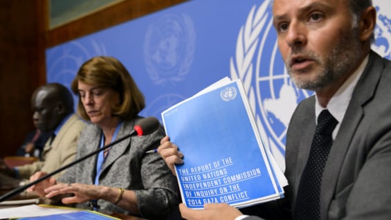 La comisión la forman la estadounidense Mary McGowan Davis y el senegalés Doudou Diène. Foto: AFP
