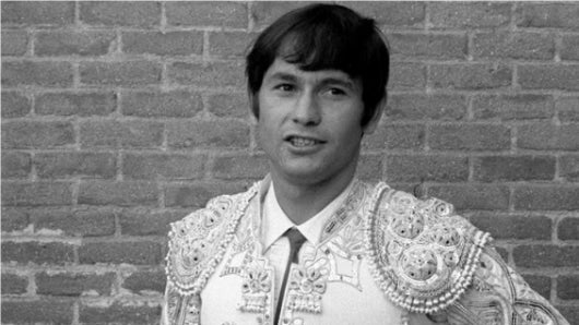 Sebastián Palomo Linares se retiró del toreo en 1985 y, desde entonces, se dedicaba a la pintura. Foto: EFE.