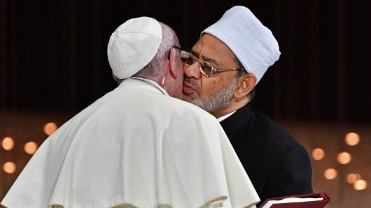 El papa Francisco visita Emiratos Árabes Unidos. Foto: AFP