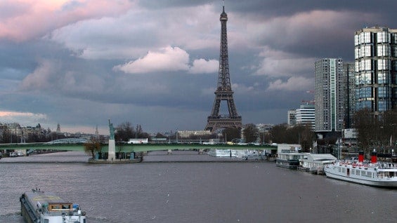 París fue visitada por 19 millones de extranjeros en 2014. Foto: AFP