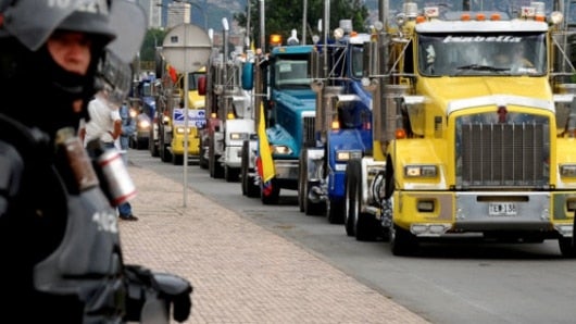 La Fiscalía indicó que hasta el momento han sido capturadas 36 personas. Foto: AFP.