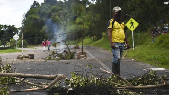 El incremento en el precio de la papa es consecuencia de las dificultades para trasladar el producto. Foto: AFP