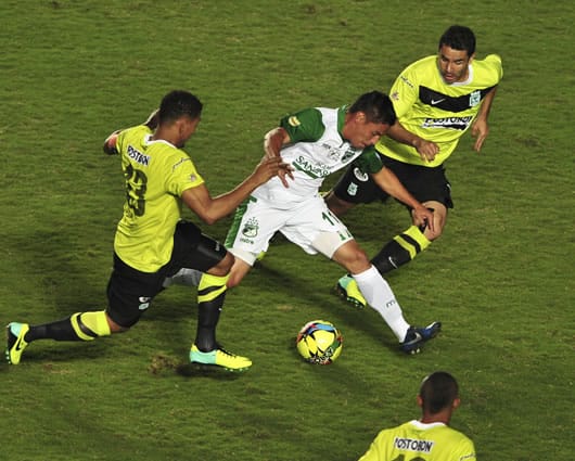Deportivo Cali y Atlético Nacional empataron 0-0 en el partido de ida. Foto: AFP
