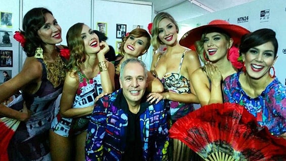 "Bendito entre tanta belleza", escribió el diseñador Hernán Zajar en su cuenta de Instagram.