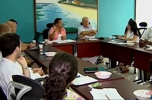 No puede aceptarse ningún cambio de nuestras fronteras automáticamente en virtud de ningún fallo.