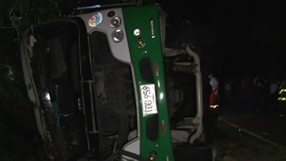Tres muertos y 21 heridos dejó el grave accidente. Foto: Noticias RCN