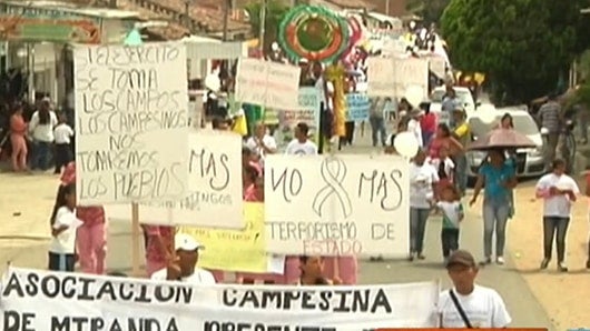 "Estamos reclamando el derecho a la vida que tienen las víctimas", dijo un manifestante.