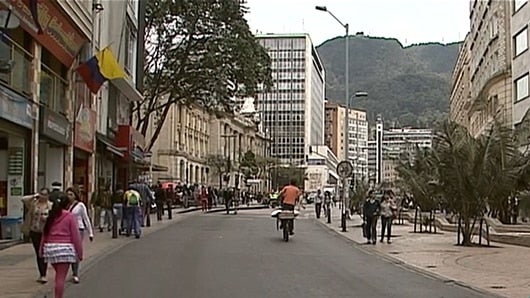Los buses de TM no funcionarán en horas valle en el eje ambiental. Foto: Noticias RCN