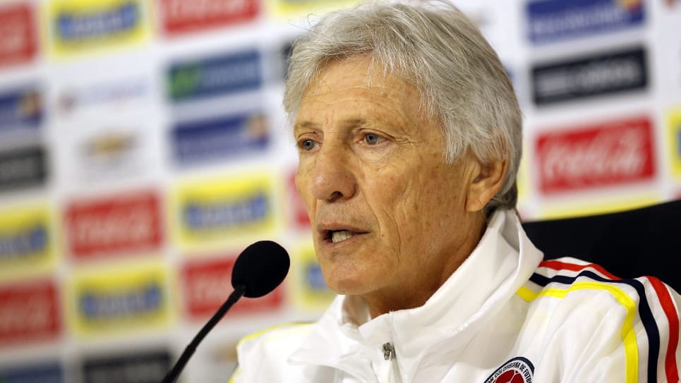 "¡Decile que está feliz!" intimó entre risas el seleccionador de Colombia, José Pekerman. Foto AFP