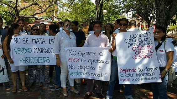 Periodistas piden justicia por el asesinato de Flor Alba Núñez. Foto: @FECOLPER.