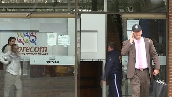 Una empleada de servicios generales denunció ante Noticias RCN que fue mordida.