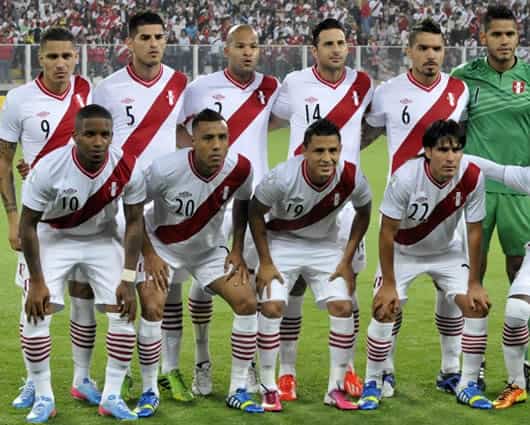 Jefferson Farfán, Claudio Pizarro y Paolo Guerrero comandarán el ataque. Foto: AFP