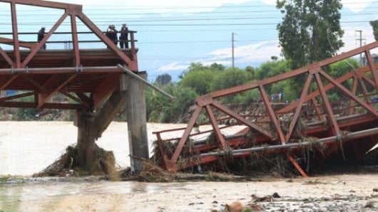 El Ministerio de Educación decidió ampliar hasta el próximo lunes la suspensión de clases en Lima. Foto: AFP