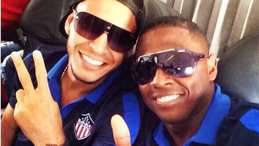 Rodríguez (der.) junto a Juan Guillermo Domínguez. Foto: @JuanDominguez20