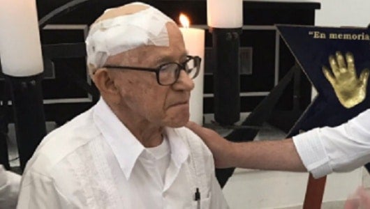 Foto: Mario Lustgarten, último sobreviviente del holocausto nazi en Colombia / @MelyRocaM
