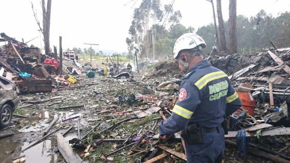 El reporte de los bomberos reveló que a las 10 y 28 de la mañana de este viernes se registró la explosión. Foto:Bomberos Cundinamarca.