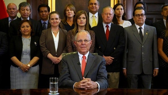 Pedro Pablo Kuzcynski presentó al Congreso su carta de renuncia como Presidente del Perú/ EFE