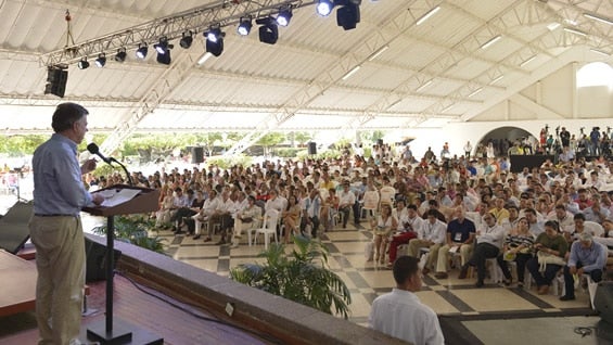 Presidente Santos durante su intervención en la Asamblea Nacional de Personeros en Valledupar. Foto: oficial.