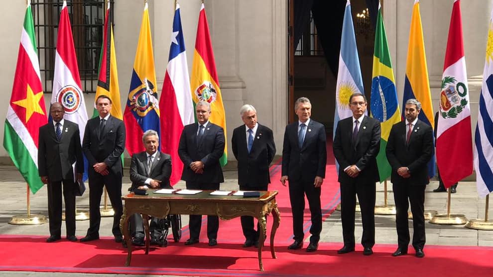 El momento de la firma.