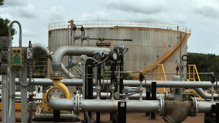 En marzo pasado la producción de crudo en el país fue de 977.000 bpd.. Foto: AFP