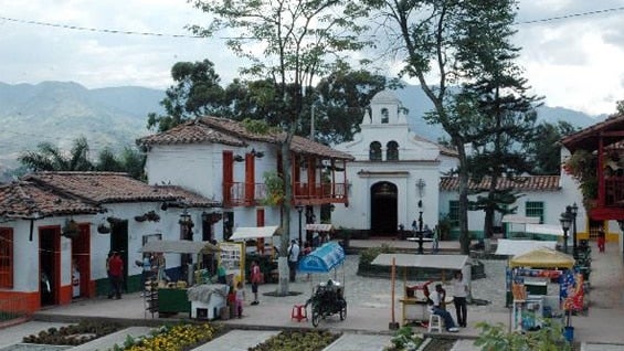 El Pueblito Paisa, uno de los sitios emblemáticos de Medellín