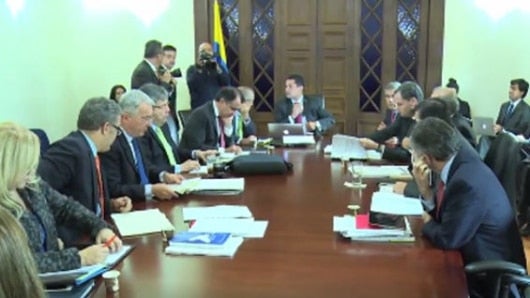 La reunión se desarrolla en la sede del ministerio del Interior.