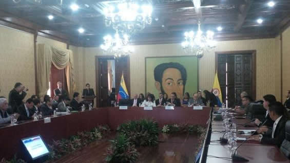 Instalación de las mesas de trabajo de la reunión bilateral Venezuela -Colombia. Foto: @vencancilleria.