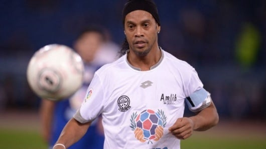 Ronaldinho jugó en el Barcelñona entre 2003 y 2008. Foto: AFP