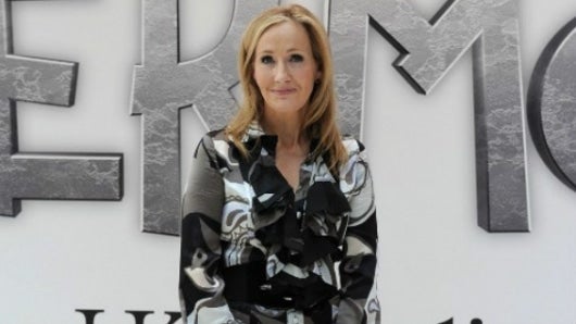 J.K. Rowling, escritora británica, conocida mundialmente por ser la creadora de los libros Harry Potter. Foto: AFP.