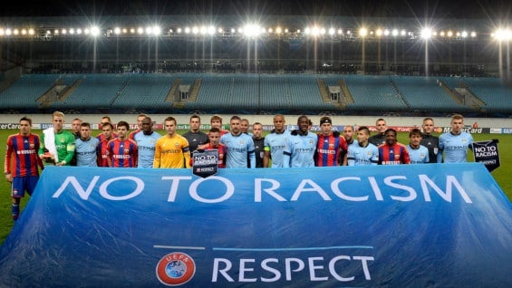 En 2014, equipos como el Spartak o el Torpedo de Moscú fueron sancionados por cánticos racistas. Foto: AFP