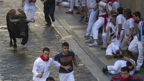 Los encierros de San Fermín son las fiestas más famosas de Pamplona. Foto AFP