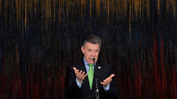 Además, Santos reiteró que se espera que en el proceso de paz las Farc puedan hacer política sin armas. Foto. AFP