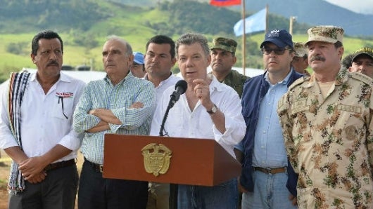 Santos en una visita a una zona de preagrupamiento de Mesetas, Meta. Foto: Oficial.