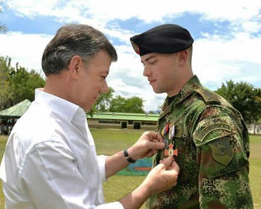 El presidente Juan Manuel Santos y su hijo Esteban. Foto: oficial