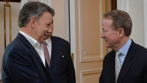 Juan Manuel Santos y William Brownfield. Foto: Oficial