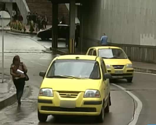 Algunos usuarios dicen que no usan el servicio de taxi por temor a ser robados.